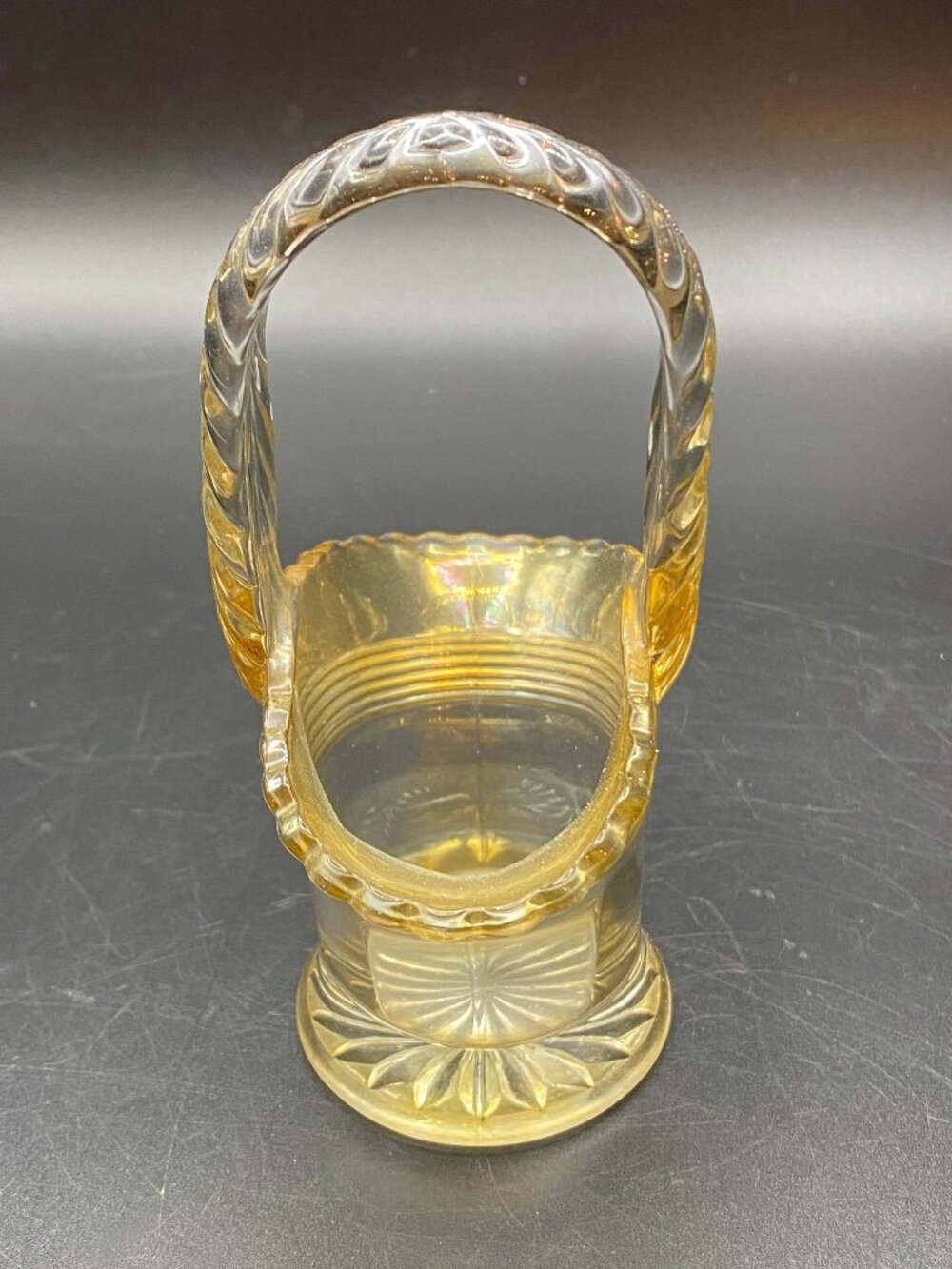 Pale Peach Faceted Ribbed Basket - Picture 2 of 3
